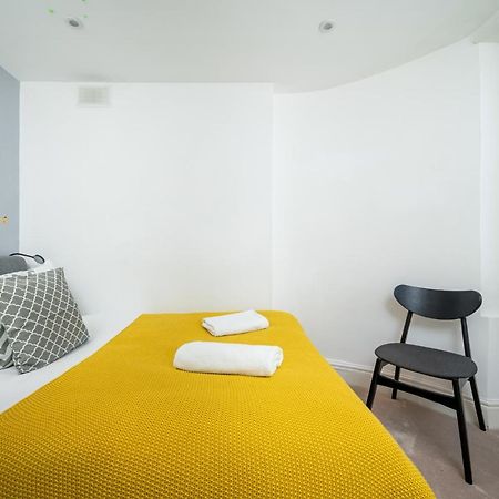 Sleek Flat With Communal Courtyard ロンドン エクステリア 写真
