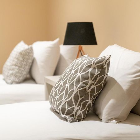 Sleek Flat With Communal Courtyard ロンドン エクステリア 写真