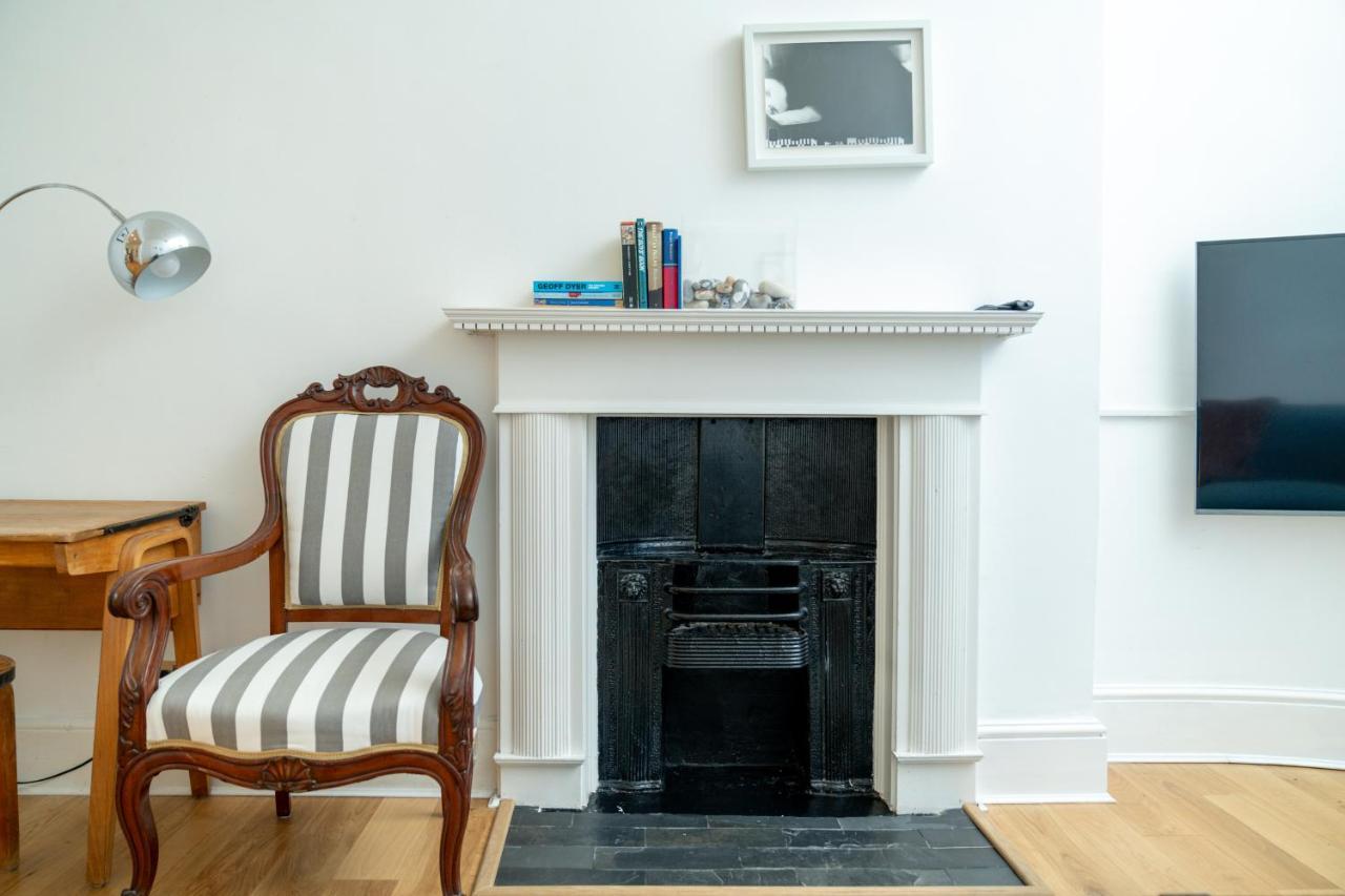 Sleek Flat With Communal Courtyard ロンドン エクステリア 写真