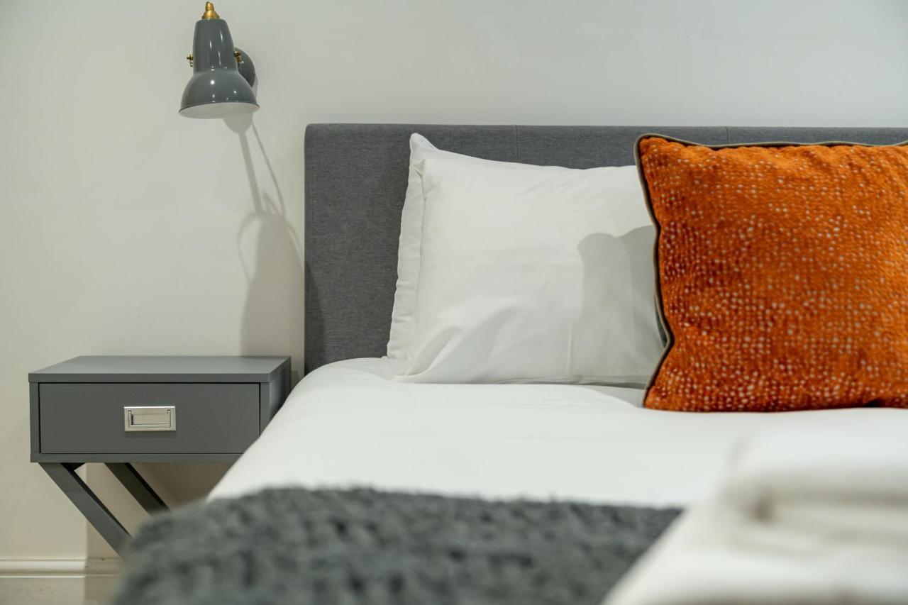 Sleek Flat With Communal Courtyard ロンドン エクステリア 写真