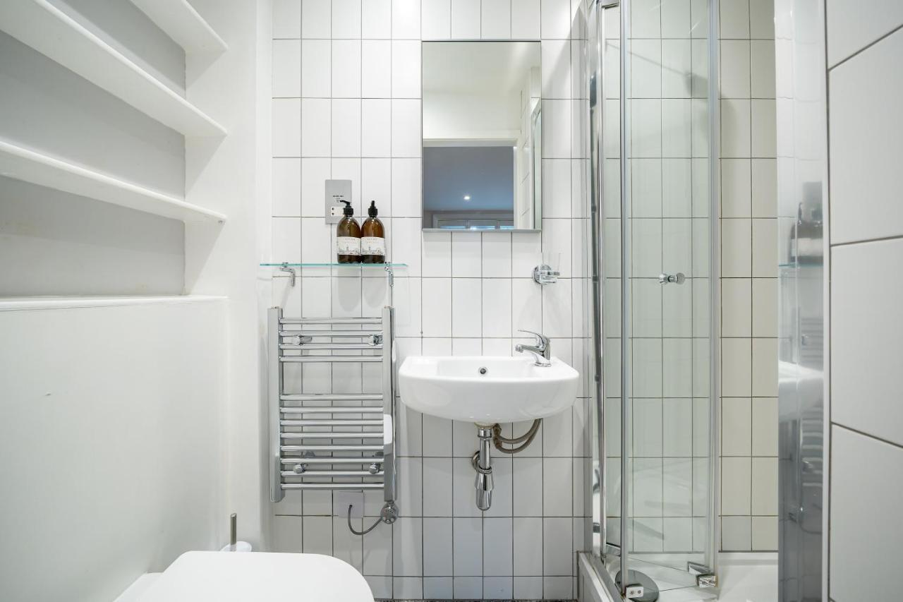 Sleek Flat With Communal Courtyard ロンドン エクステリア 写真