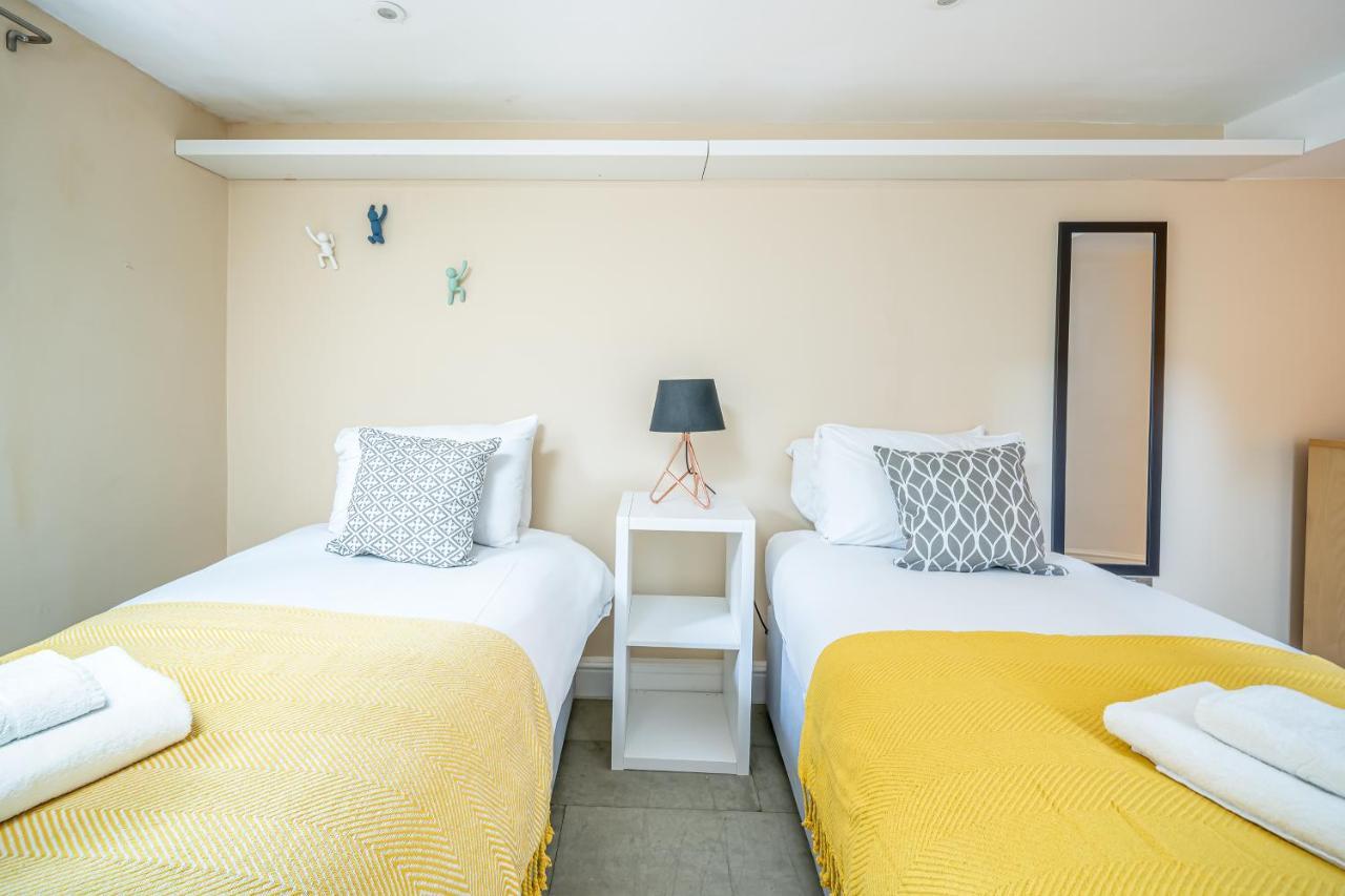 Sleek Flat With Communal Courtyard ロンドン エクステリア 写真
