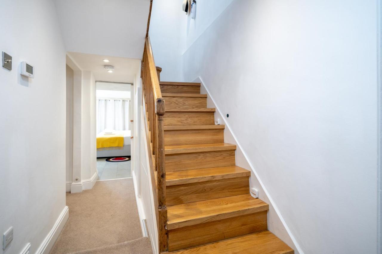 Sleek Flat With Communal Courtyard ロンドン エクステリア 写真