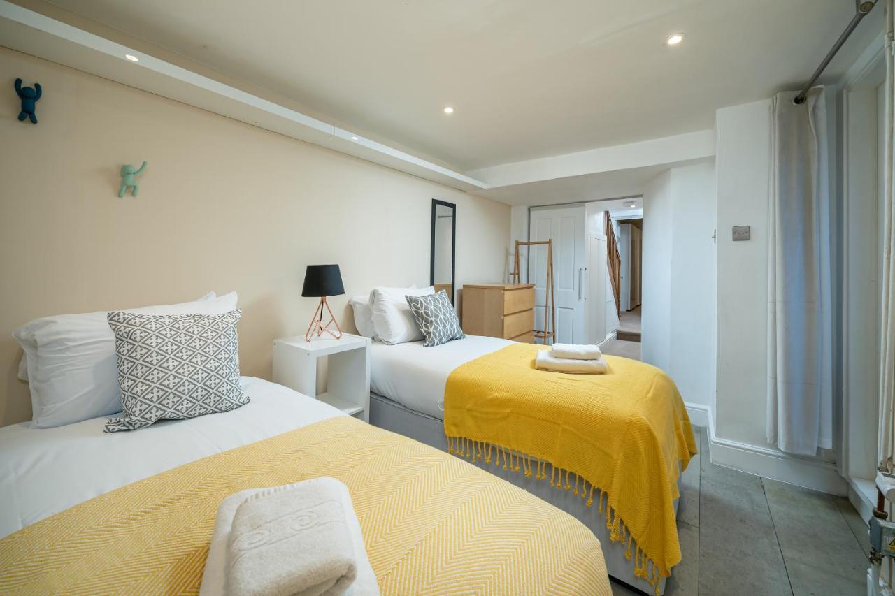 Sleek Flat With Communal Courtyard ロンドン エクステリア 写真