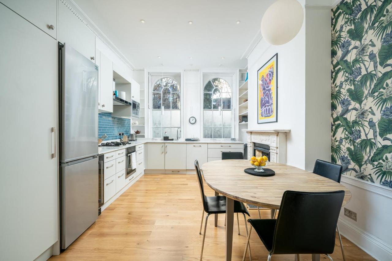 Sleek Flat With Communal Courtyard ロンドン エクステリア 写真